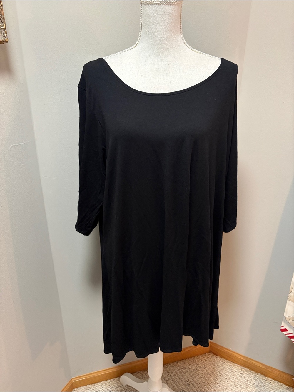 Eileen Fisher Black Relaxed Scoop Tunic